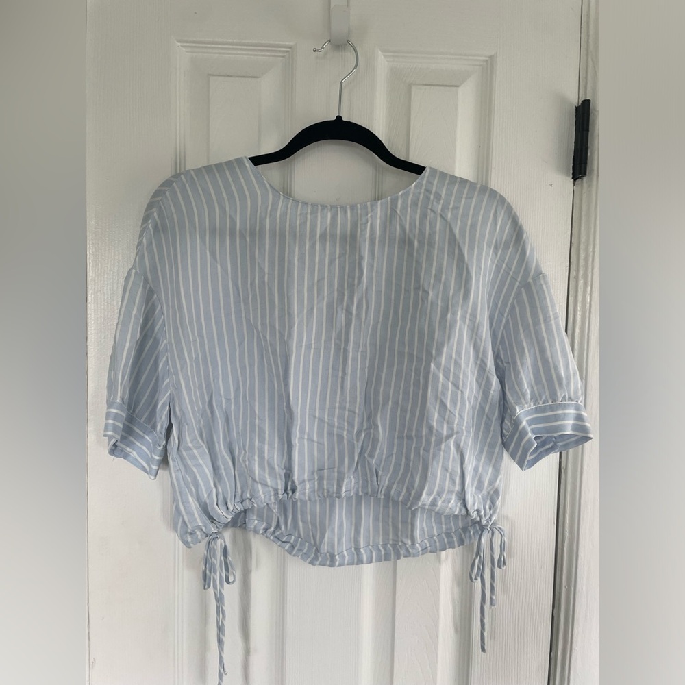 Zara pinstripes crop top with tie at sides